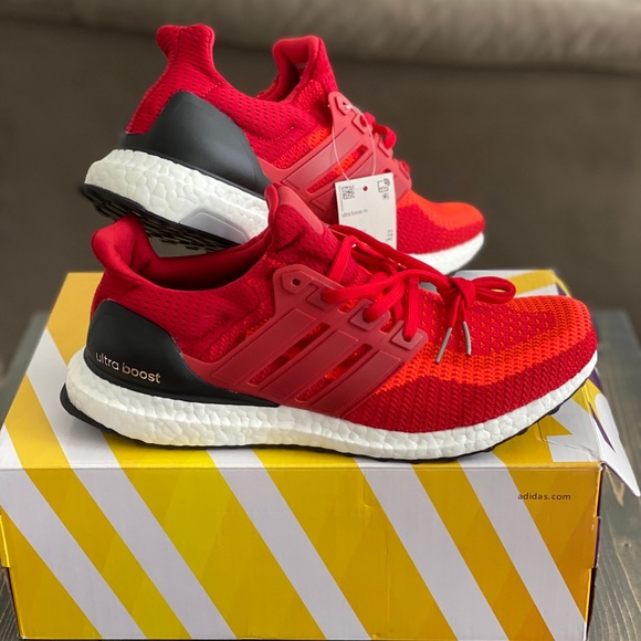 ultra boost 2.0 red gradient